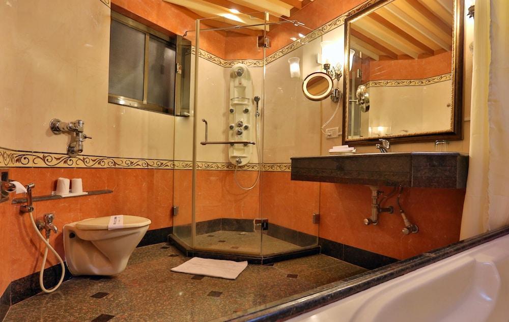 Hotel Mandovi باناجي المظهر الخارجي الصورة